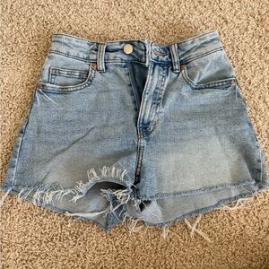H&M cut off Jean shorts juniors